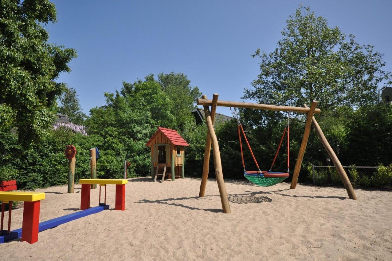 Vakantiehuisje Zeegeluk Vlakbij De Kust Sint Maartensvlotbrug Экстерьер фото